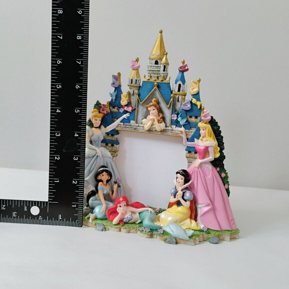 Disney Parks 3D Sculpted Princess Castle Photo Picture Frame 2008 Discontinued - Picture 6 of 7